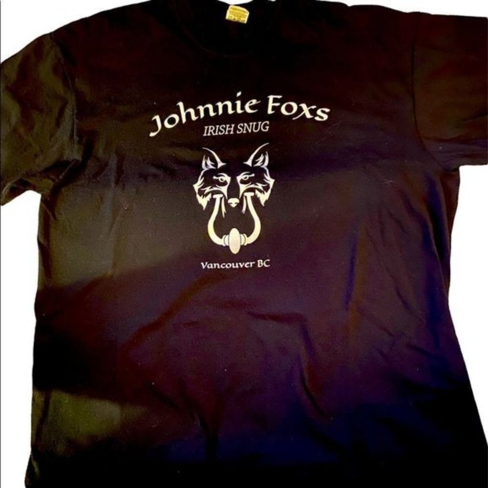 JOHNNIE Foxx T-Shirt From A Pub In Vancouver British Columbia